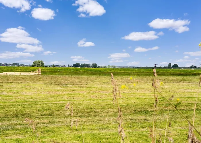 Near Kaag Lakes בית נופש *